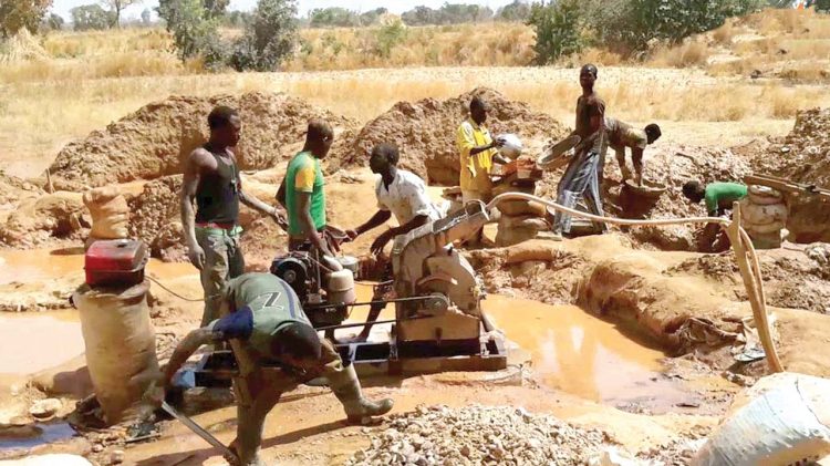 Police Arrest Six Foreigners For Illegal Mining In Zamfara