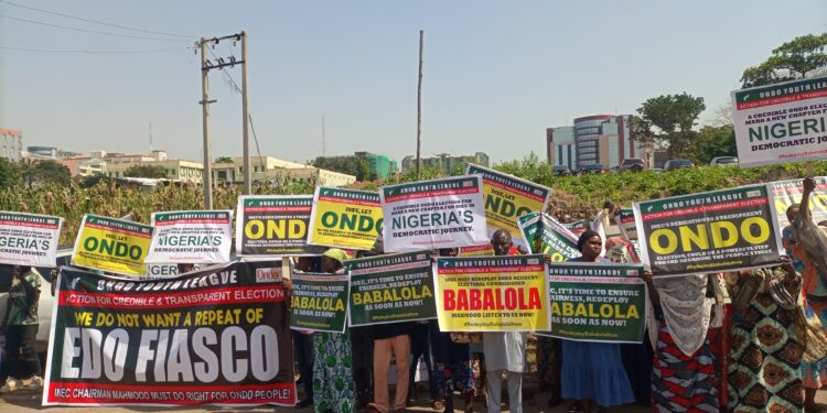 Ondo Youths Rally at INEC HQ, Demand Removal of State REC Before Governorship Election