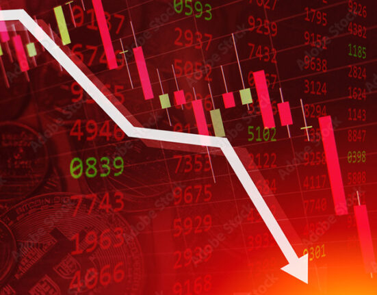 Nigerian Stock Market Slips 0.01%, Trading Volumes Drop 22%