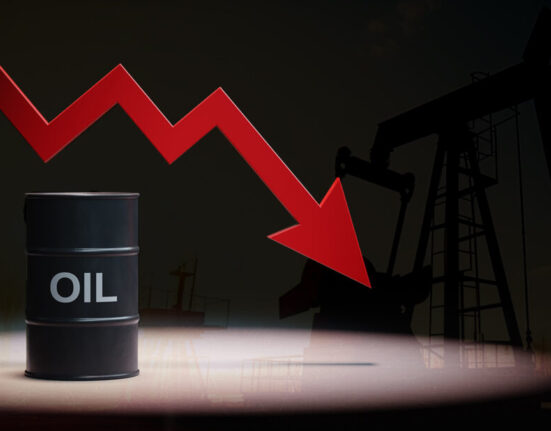 Crude oil price falls to $73 per barrel as Middle East tensions ease