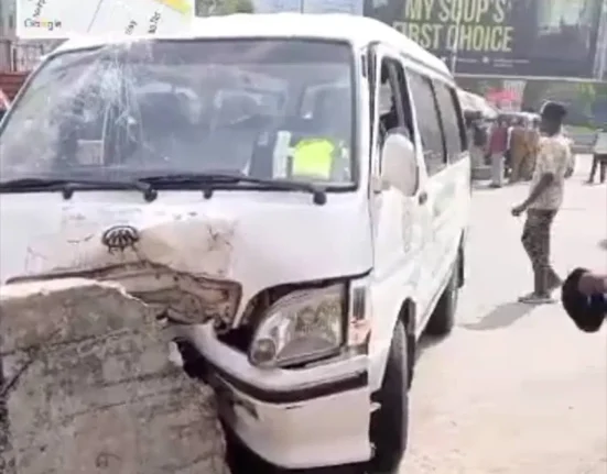 Bus driver escapes death in Lagos after brake failure