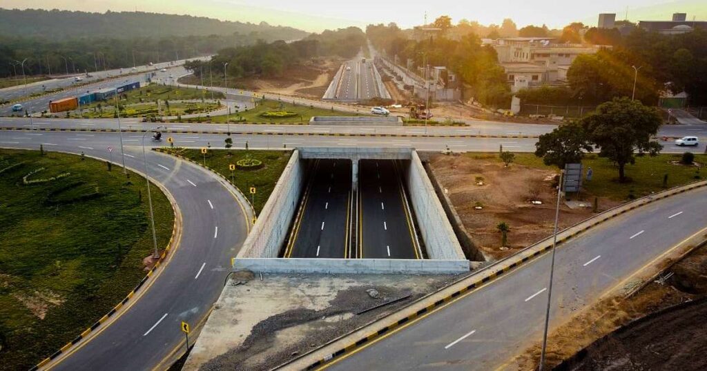 Roads Reopen in Islamabad Following Overnight Security Operation