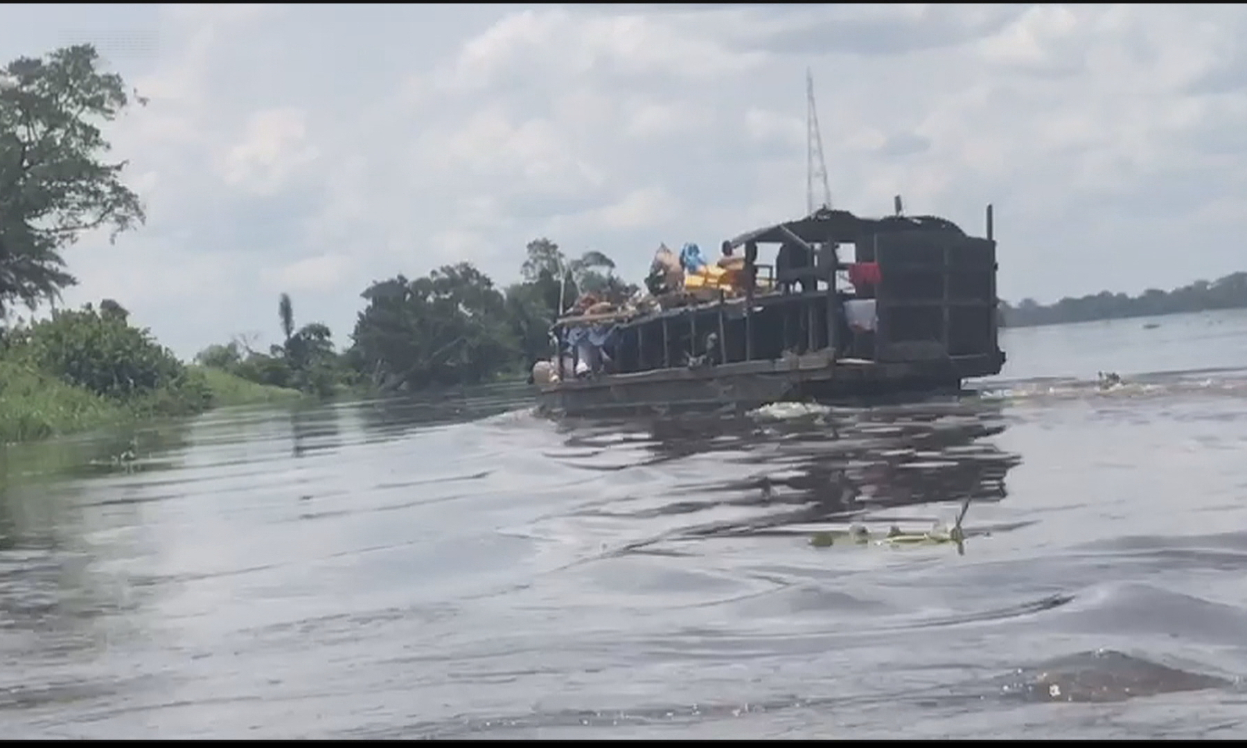 At Least 25 Dead in Boat Capsize in DRC, Dozens Missing