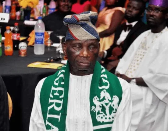 FG Fulfils Pledge to Late Flag Designer’s Family with N30m Donation