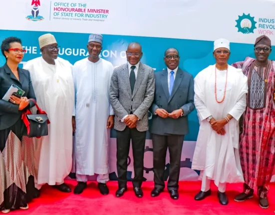 Federal Government Unveils Industrial Revolution Work Group to Strengthen Manufacturing Sector