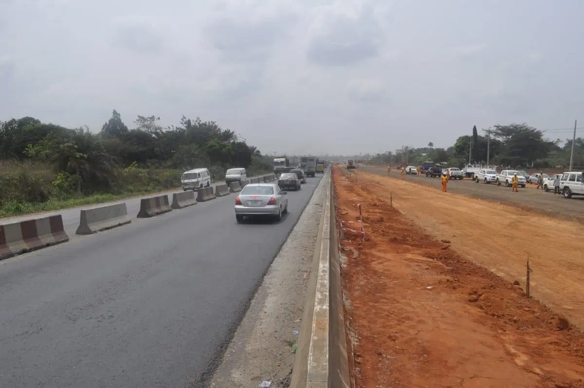 Federal Government to Take Over Unfinished Sections of Lagos-Ibadan Expressway by April