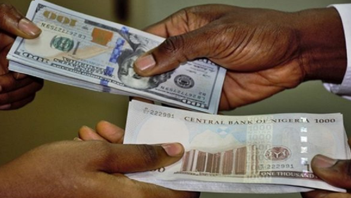 Naira Holds Steady at N1,500 in Parallel Market Amid Falling Reserves