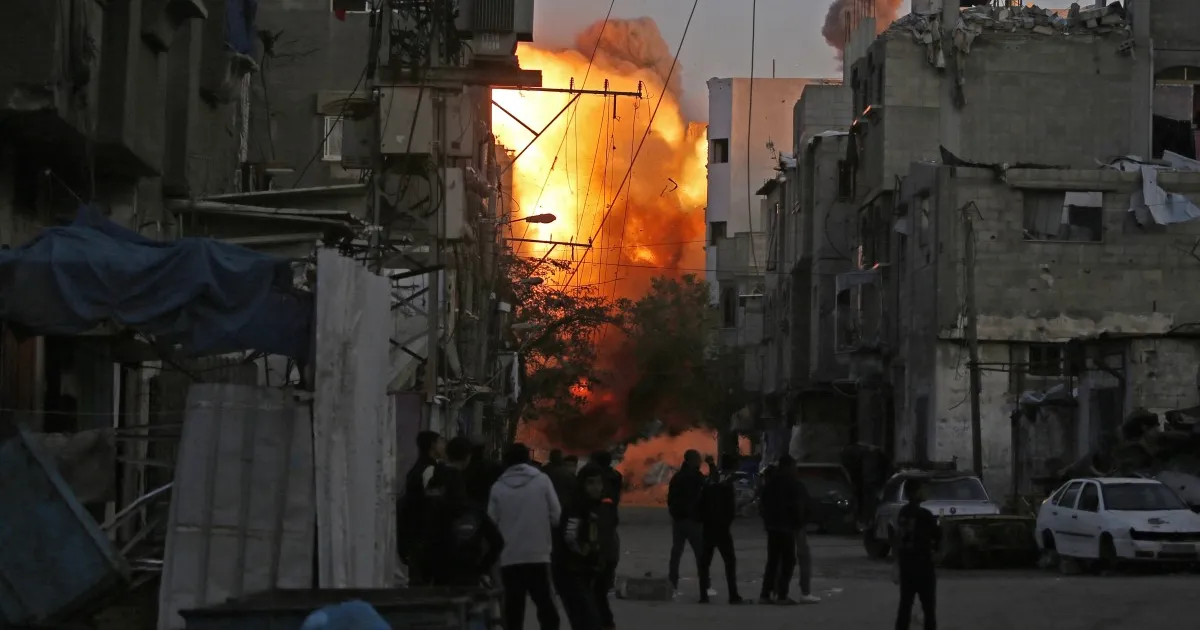 Israeli Bombardment of Gaza Shatters Weeks of Calm Amid Stalled Truce Negotiations