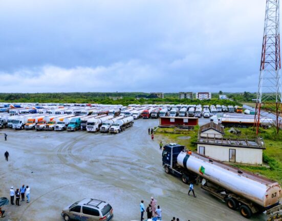 More Marketers Join Dangote as Petrol Price Drops to ₦840