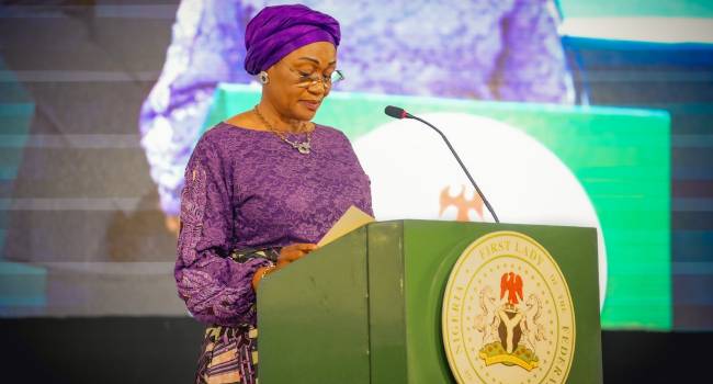 First lady, Remi Tinubu Donates ₦1bn To Displaced Families In Benue