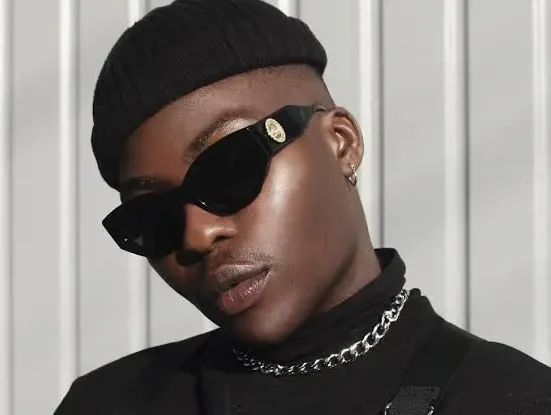 Reekado Banks Warns of Exploitative Music Executive