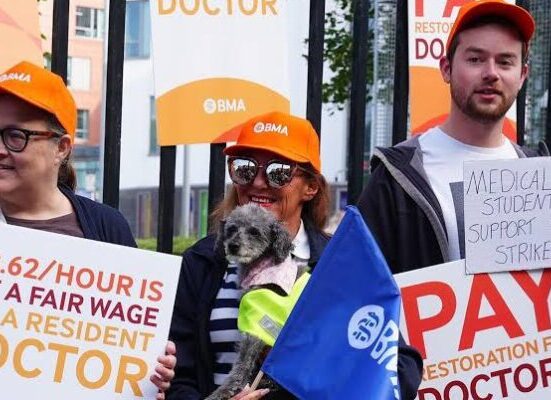 Thousands of UK Doctors Begin 5-Day Strike Over Pay