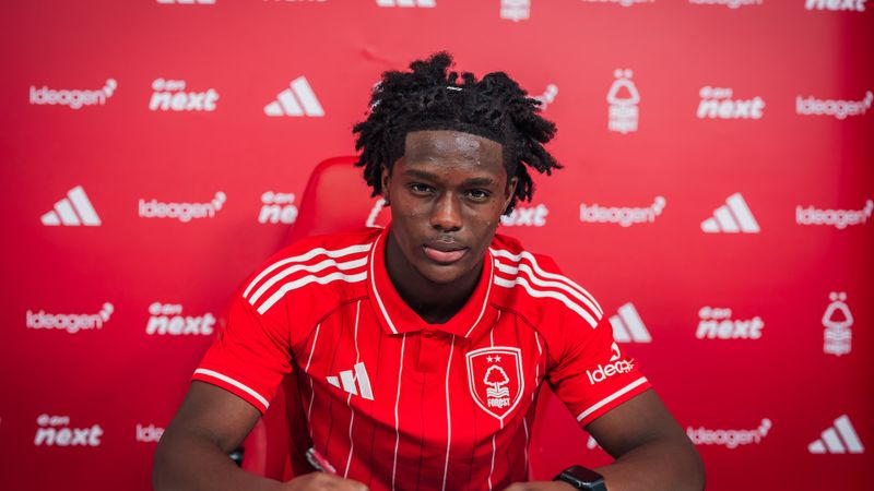 Nottingham Forest Sign England U17 Midfielder Chinaza Nwosu