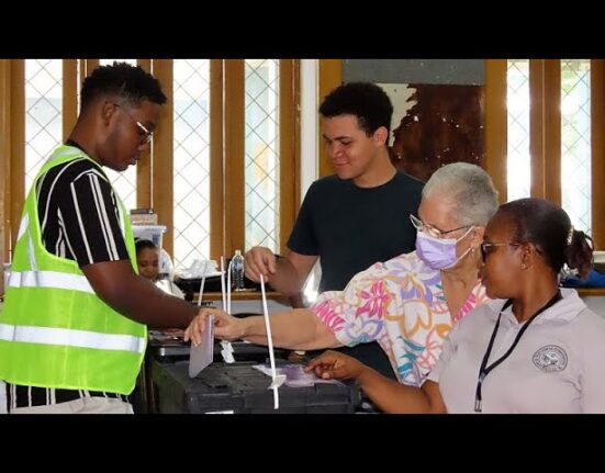 Seychelles to rerun presidential election after no outright winner