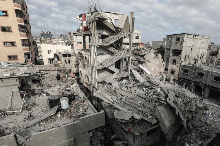 Over 100 Palestinians Killed as Israel Resumes Strikes on Gaza