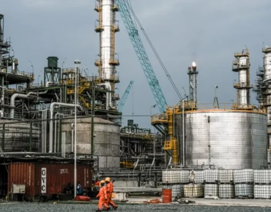 Reps to Push New Law Protecting Local Refineries