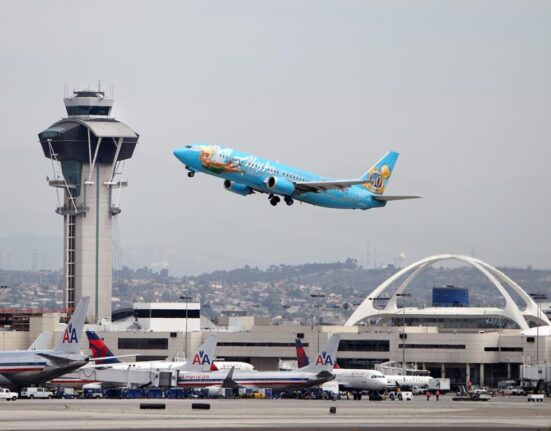 California Airport Left Without Air Traffic Controllers Amid US Shutdown