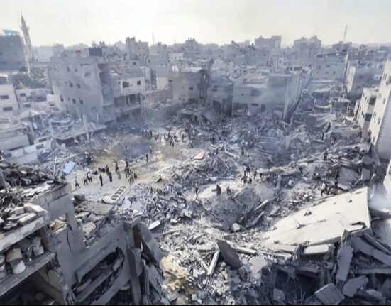 UN Warns Gaza Facing “Abyss” as War Triggers Unprecedented Economic Collapse