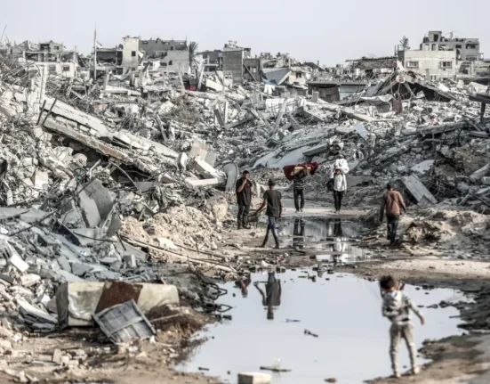 Hamas Accuses Israel of Truce Violations as Strikes Hit Khan Younis