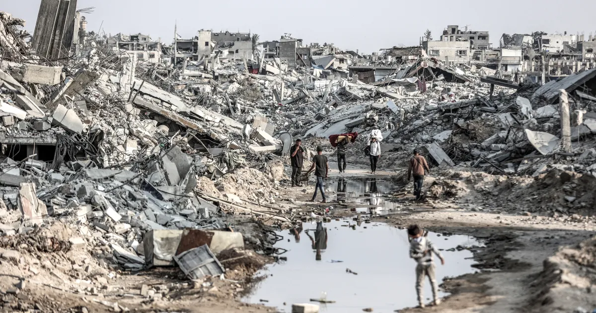 Hamas Accuses Israel of Truce Violations as Strikes Hit Khan Younis