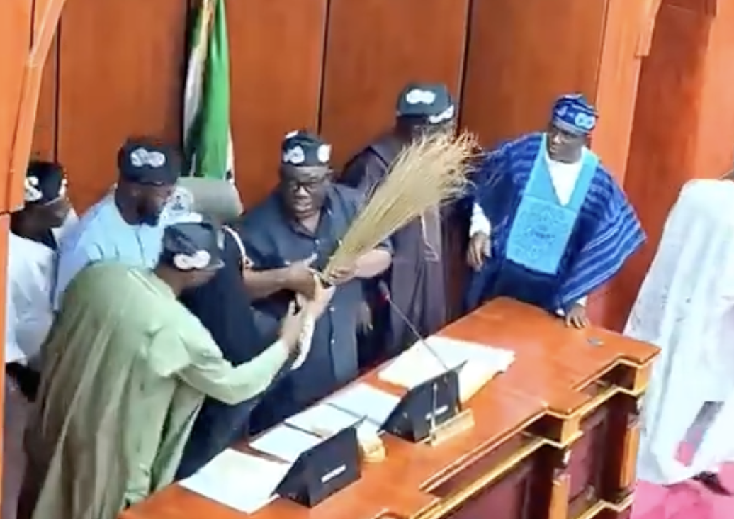 Taraba Speaker and 15 PDP Lawmakers Defect to APC Ahead of Governor Kefas’ Planned Move