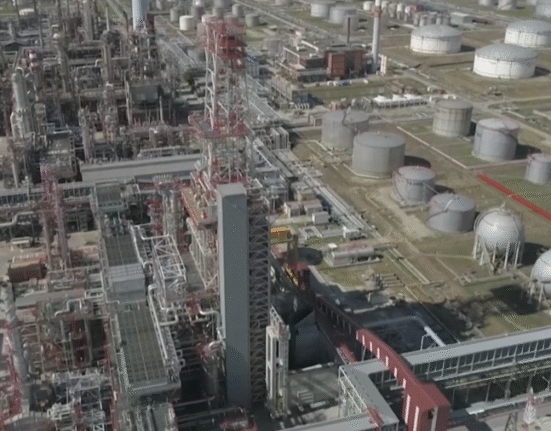 US Sanctions Threaten Shutdown of Serbia’s Only Oil Refinery