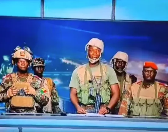 ECOWAS sends standby troops to secure Benin’s government following mutiny