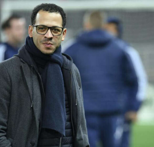 Chelsea Appoints Liam Rosenior Head Coach on Six-Year Deal