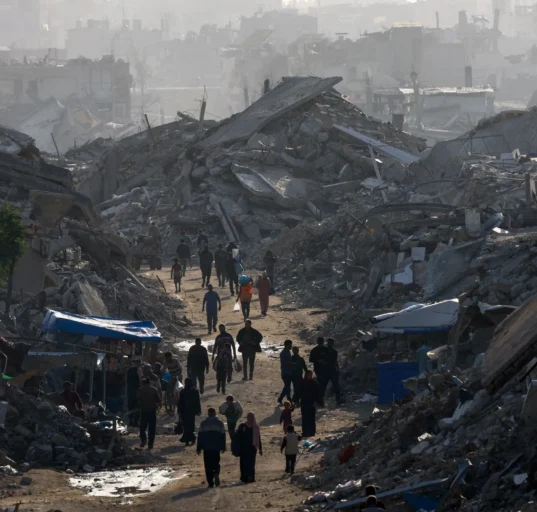 Israeli strikes kill two in southern Gaza despite ceasefire