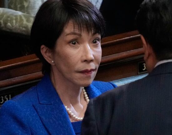 Japan PM Dissolves Parliament Ahead of Snap Election