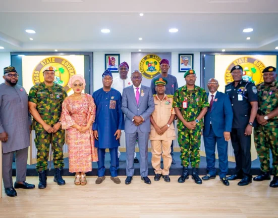 Sanwo-Olu donates 100 million naira to military veterans