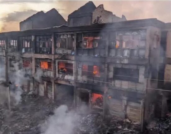 FG Pledges N5bn Relief for Singer Market Fire Victims