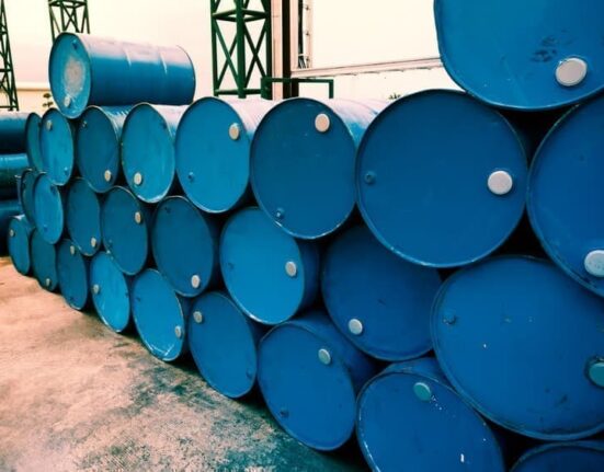 Oil Climbs to $79 a Barrel Amid Middle East Tensions