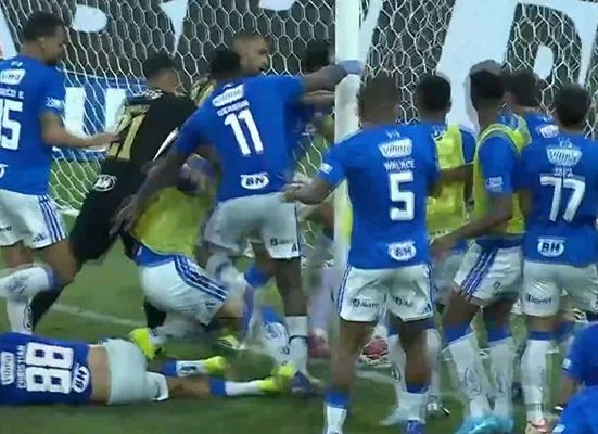 Twenty-Three Players Sent Off After Brawl in Brazilian Match