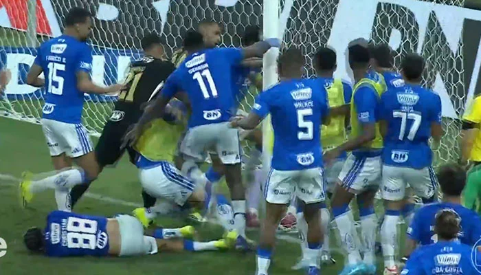 Twenty-Three Players Sent Off After Brawl in Brazilian Match