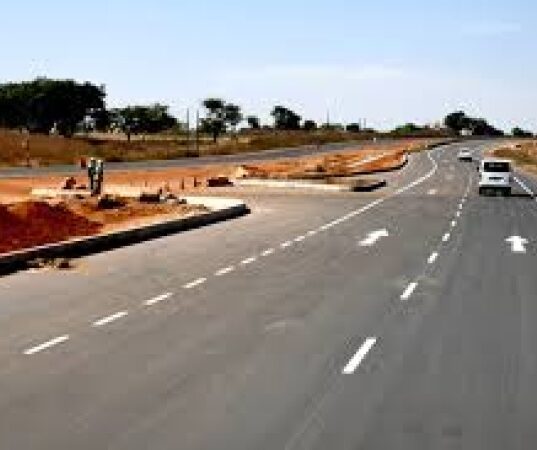 FG opens Enugu–Onitsha highway section to ease Easter traffic