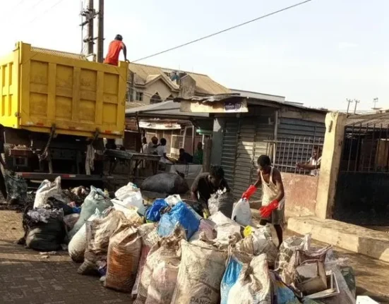 Lagos orders swift waste evacuation to prevent flooding
