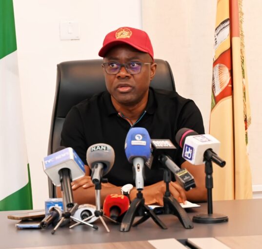 Gov. Makinde signs security regulation order in Oyo