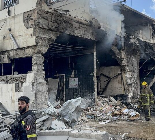 Israeli strikes kill 11 People in eastern Lebanon 