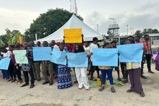 Itsekiri People Protest at INEC Headquarters Over Warri Constituency Delineation