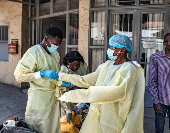 Ebola cases in DR Congo surpass 1,000 amid violence, displacement