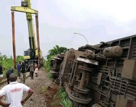 Ministry of Transport Confirms Four Deaths in Train Derailment