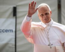 Pope Leo welcomes US-Iran peace deal urges dialogue over Ukraine conflict