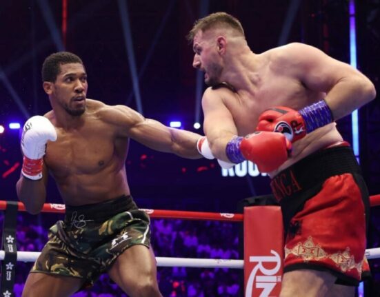 Anthony Joshua knocks out Prenga on path to Fury match