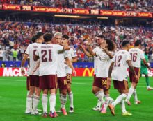Spain advances to World Cup finals with 2-0 win
